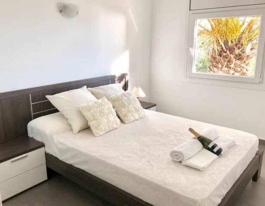 Amplio Con Jardin En Almadrava Apartment