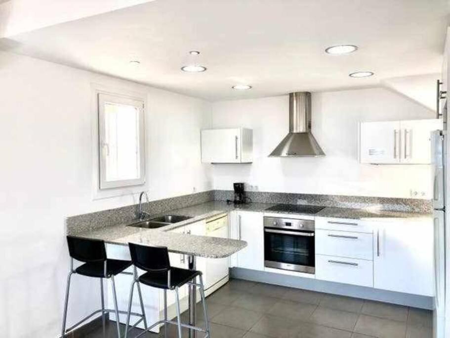 Apartment Amplio Con Jardin En Almadrava *