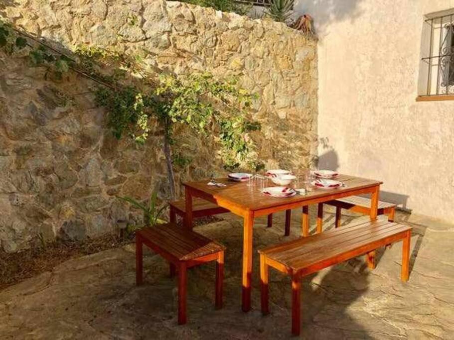 Amplio Con Jardin En Almadrava * Roses